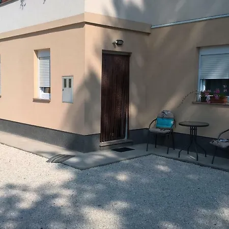 Studio Apartman Romana Jurdani